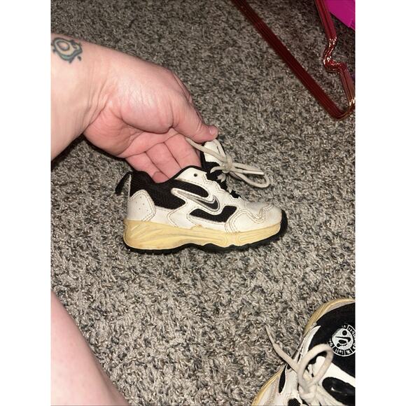 1995 Vintage Baby Nikes Style 990709 Sz 6c - Picture 2 of 7